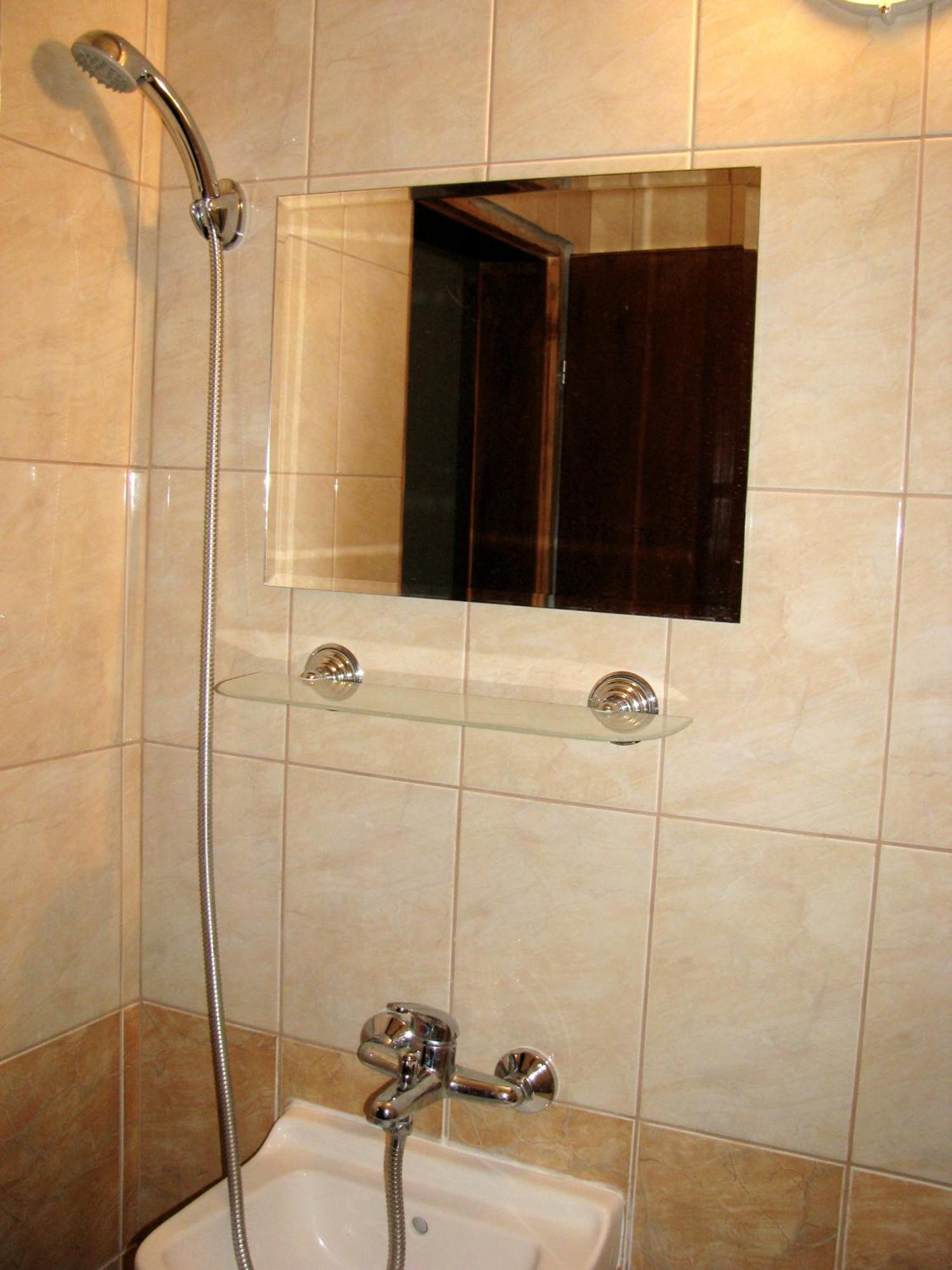 Guest House Familia Samovodene Esterno foto