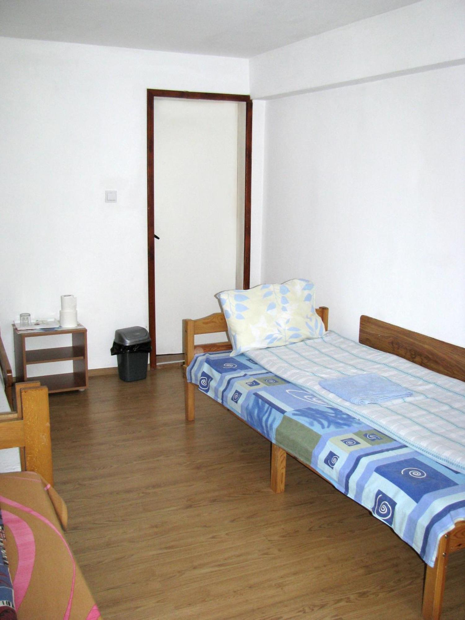 Guest House Familia Samovodene Esterno foto