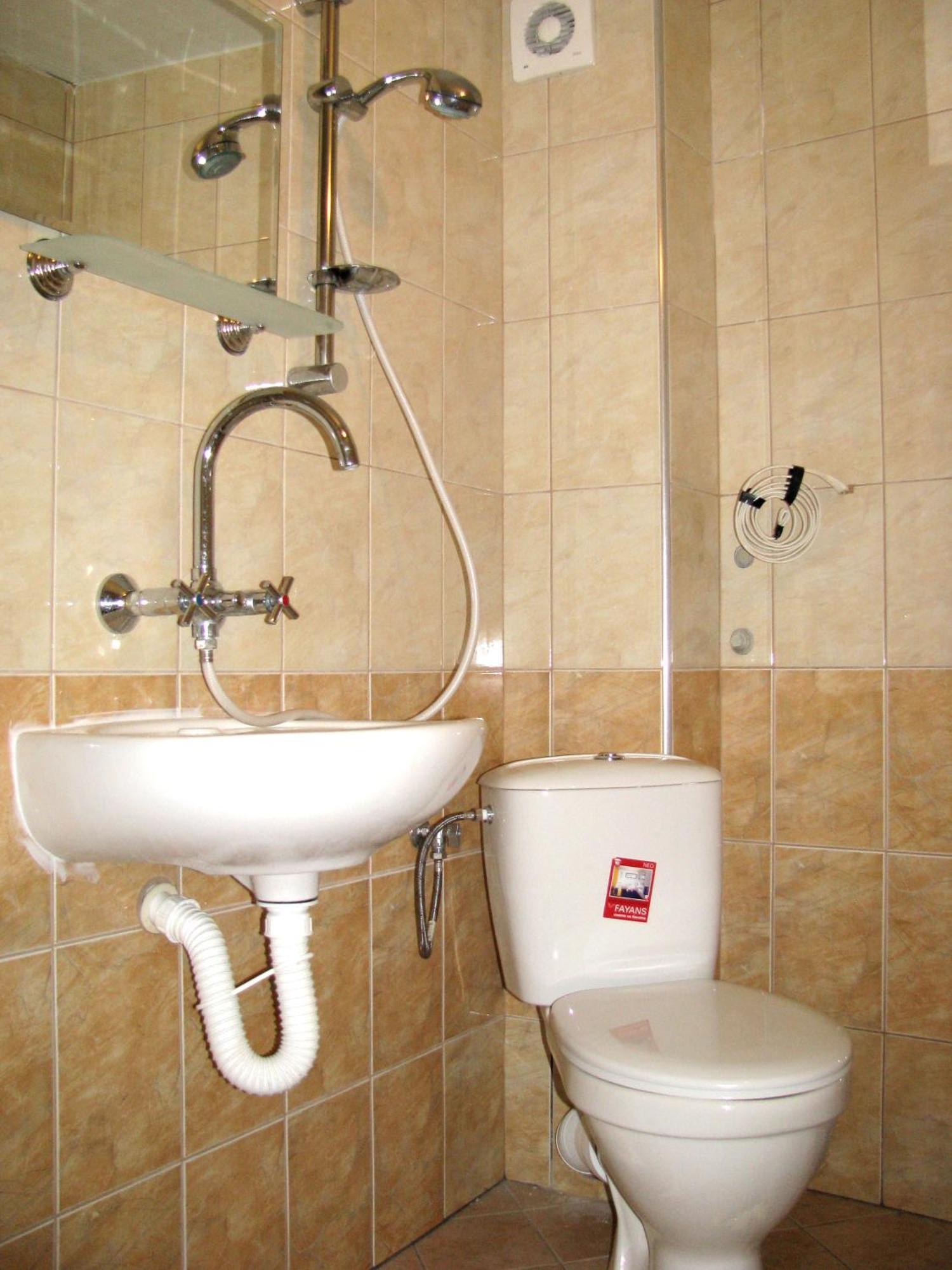Guest House Familia Samovodene Esterno foto